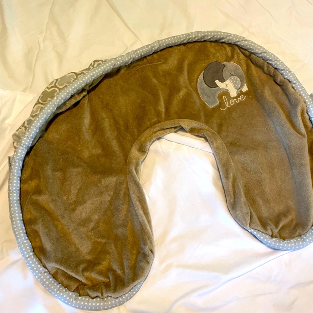 Boppy Cover (no pillow just the cover)